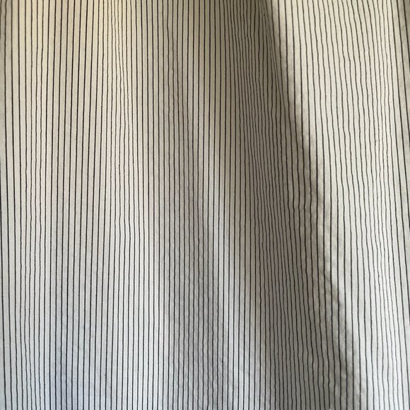 Ann Taylor White Pinstripe Sleeveless Top, XS - Picture 3 of 4